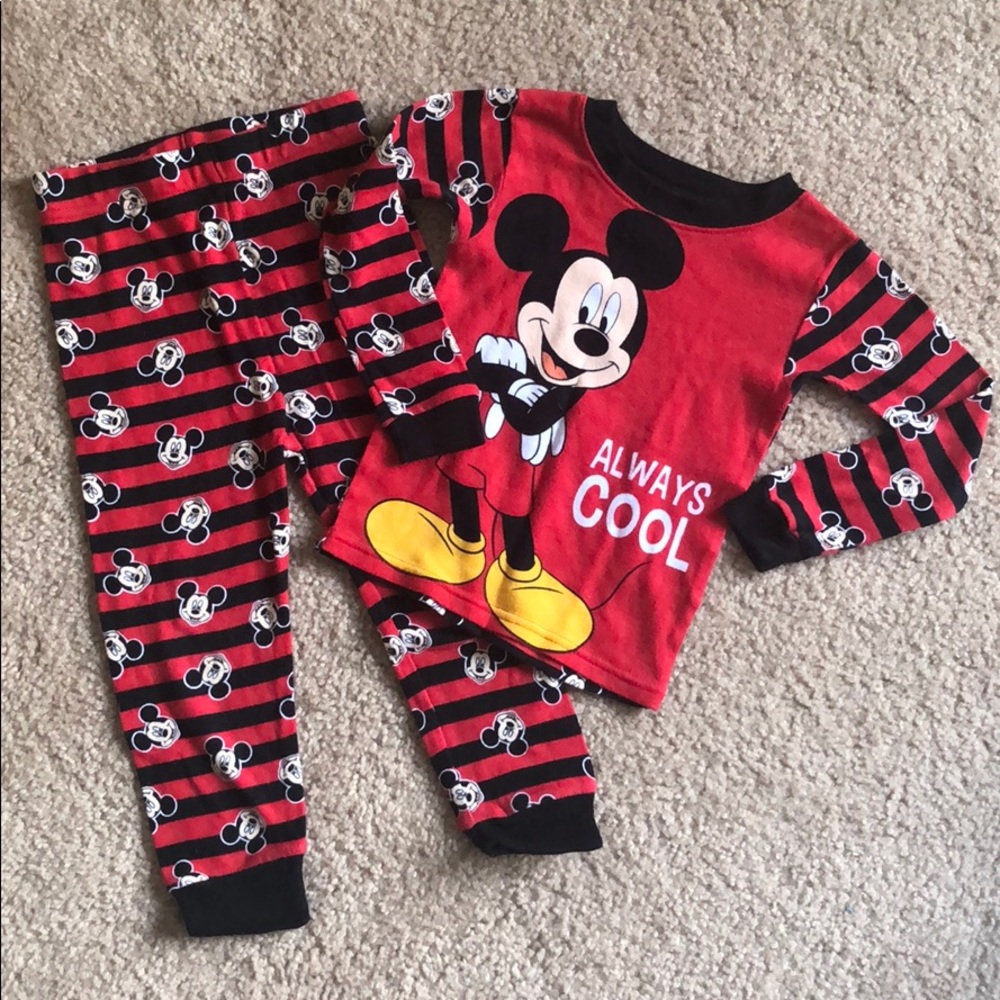 Mickey Mouse long sleeve and pants pajamas
